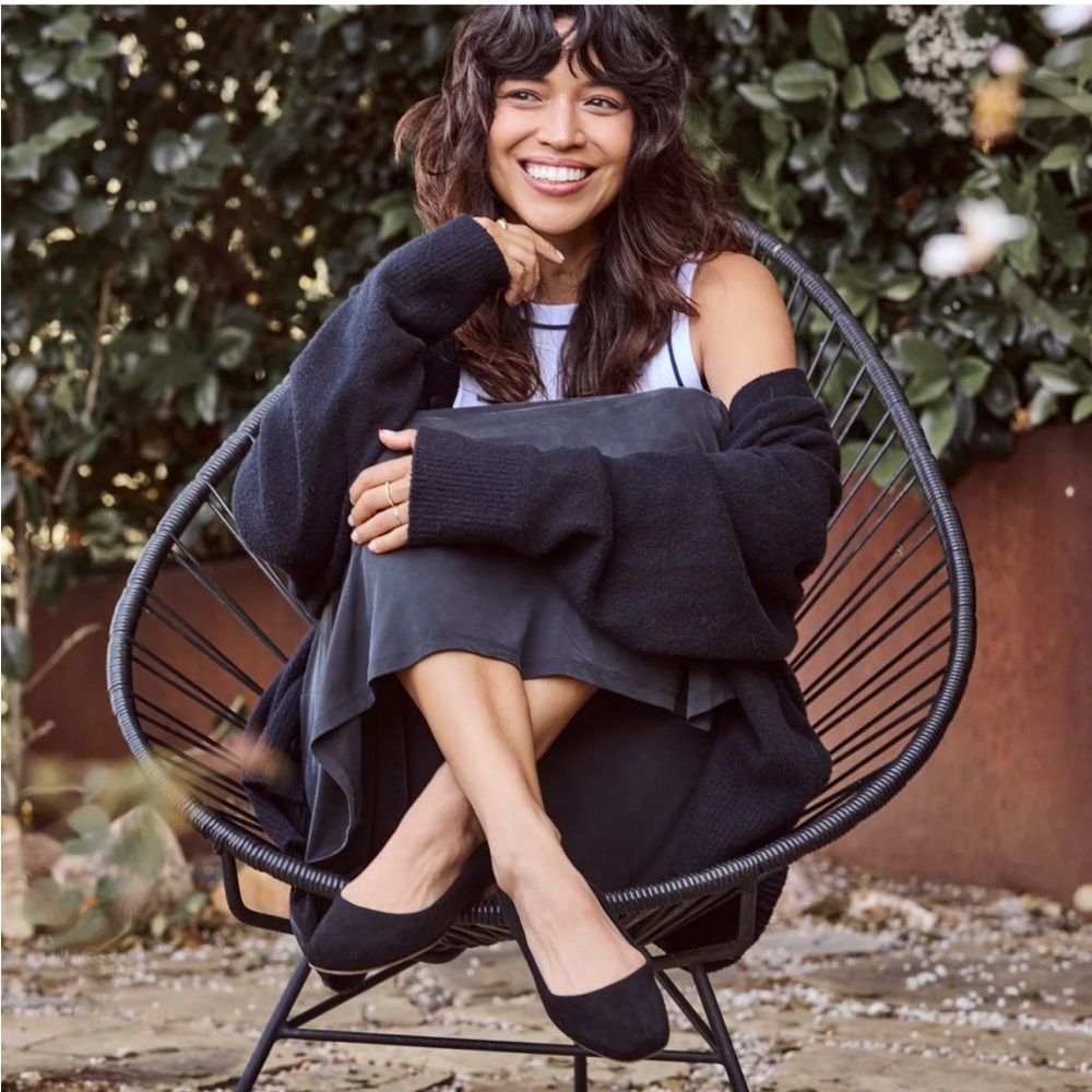 Toms Briella Black Leather Flat